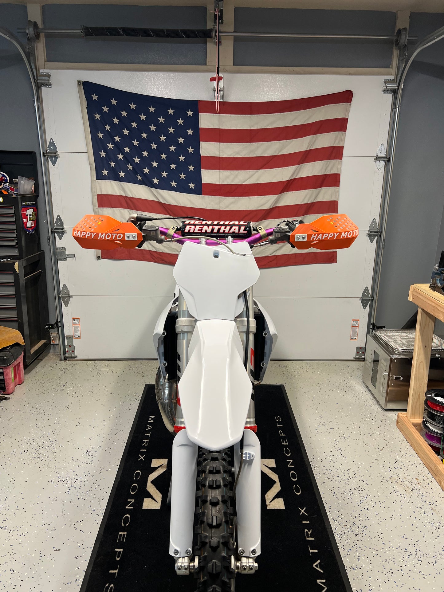 Moto 1's